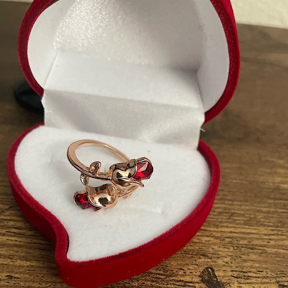 Adjustable Rose Ring - Picture 7 of 9